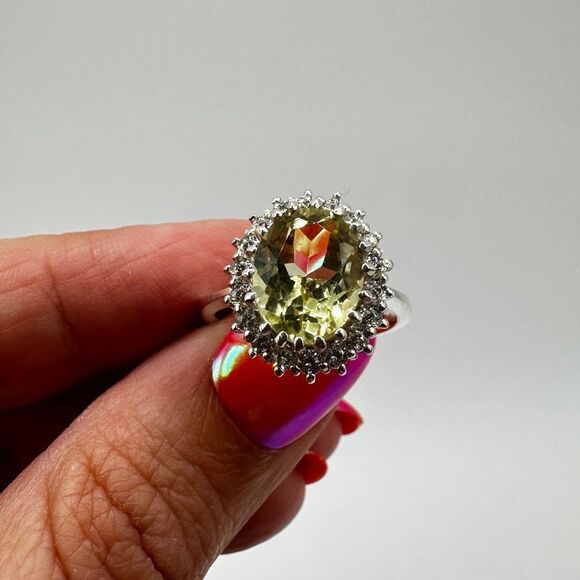 NWOT 9x11mm oval cut Lemon Quartz w/ halo of cz diamonds, set in 925 ring! - Picture 5 of 14